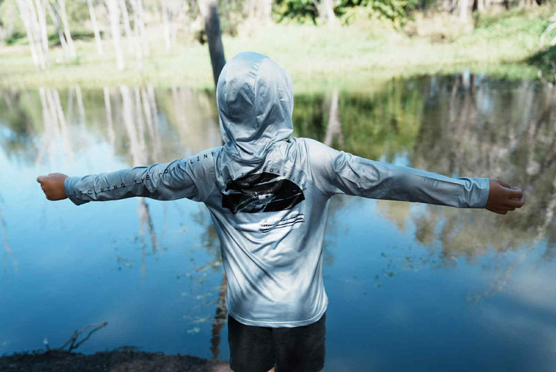 Kids performance long sleeve fishing shirt with water-resistant pockets and elastic hood, sun protection, no buff or thumb holes